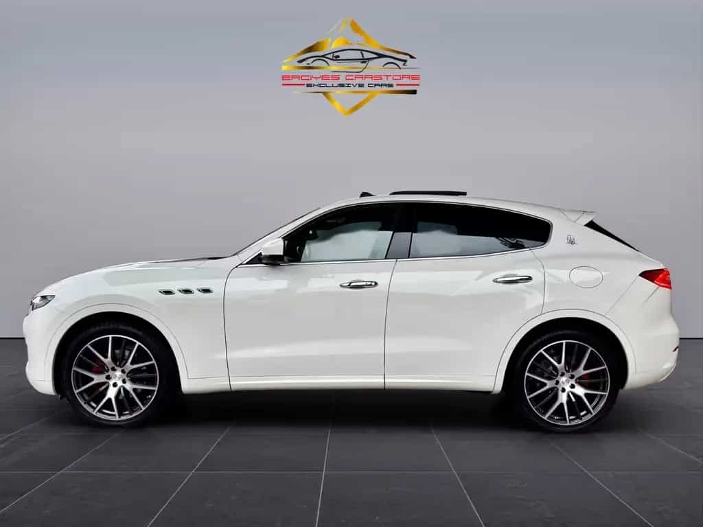 Maserati Levante Diesel*PANO*LUFT*DISTRO.*VOLL* 12/2016-photo-1