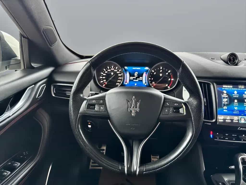Maserati Levante Diesel*PANO*LUFT*DISTRO.*VOLL* 12/2016-photo-10