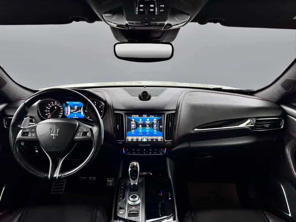 Maserati Levante Diesel*PANO*LUFT*DISTRO.*VOLL* 12/2016-photo-11