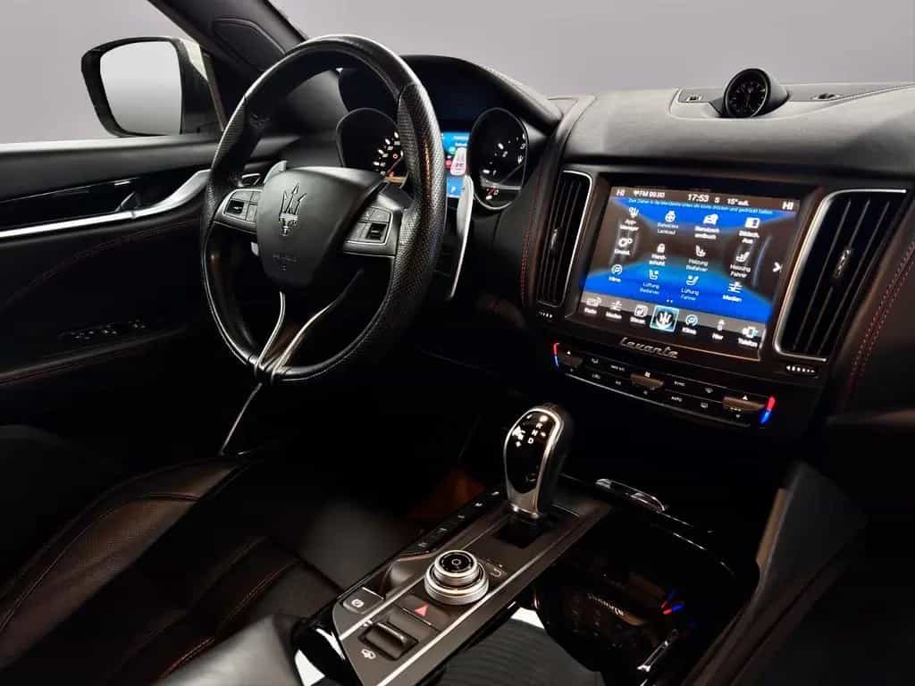 Maserati Levante Diesel*PANO*LUFT*DISTRO.*VOLL* 12/2016-photo-12