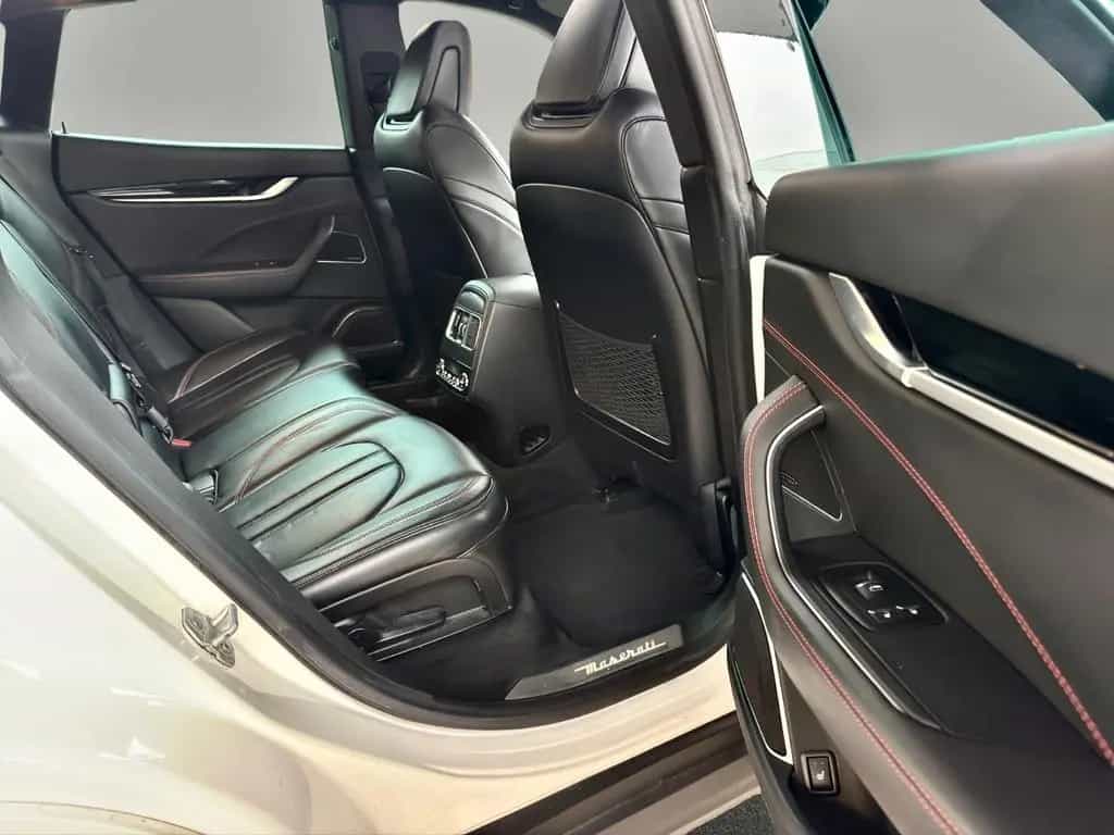 Maserati Levante Diesel*PANO*LUFT*DISTRO.*VOLL* 12/2016-photo-16