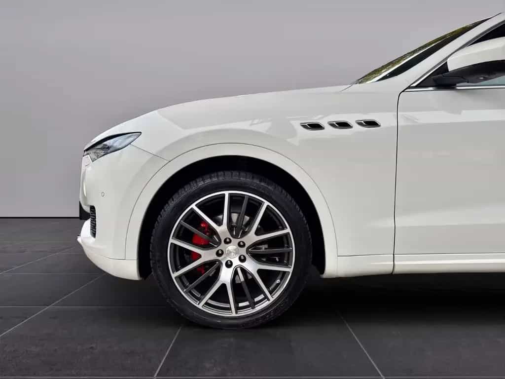 Maserati Levante Diesel*PANO*LUFT*DISTRO.*VOLL* 12/2016-photo-7