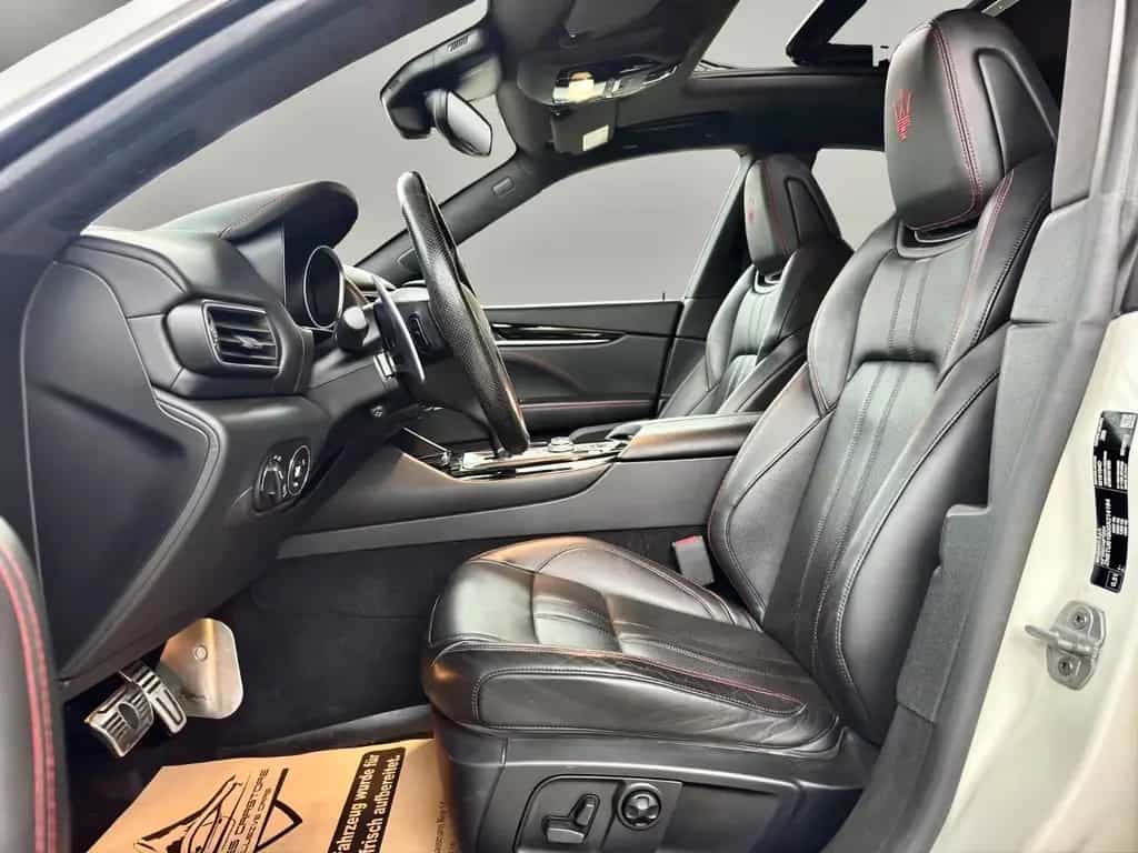 Maserati Levante Diesel*PANO*LUFT*DISTRO.*VOLL* 12/2016-photo-8