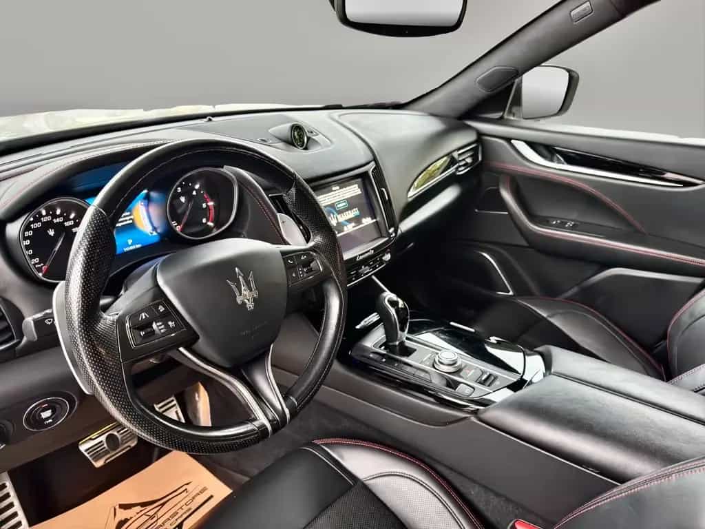 Maserati Levante Diesel*PANO*LUFT*DISTRO.*VOLL* 12/2016-photo-9