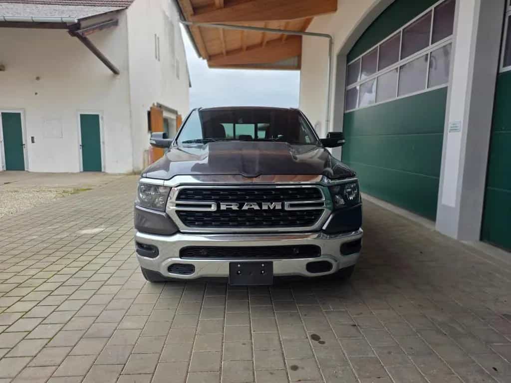 Dodge Ram 1500 LoneStar 45000km! 4X4 v8 Neu TÜV 07/2021-photo-1
