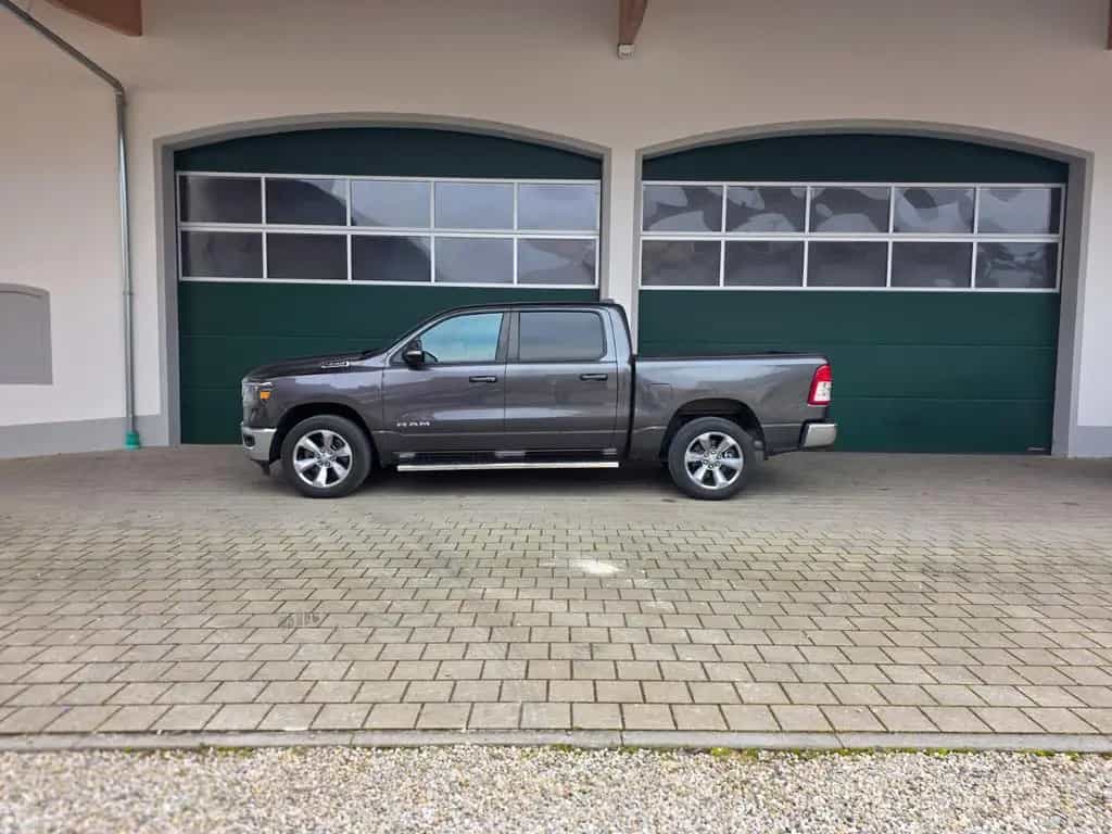 Dodge Ram 1500 LoneStar 45000km! 4X4 v8 Neu TÜV 07/2021-photo-15
