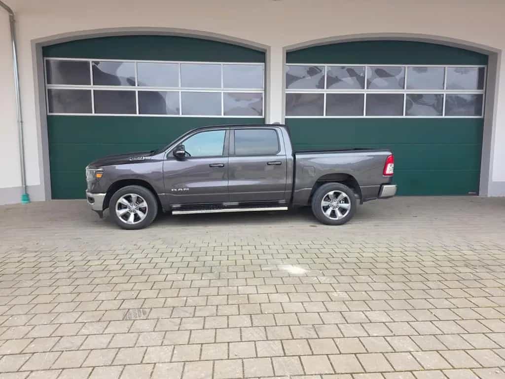 Dodge Ram 1500 LoneStar 45000km! 4X4 v8 Neu TÜV 07/2021-photo-18