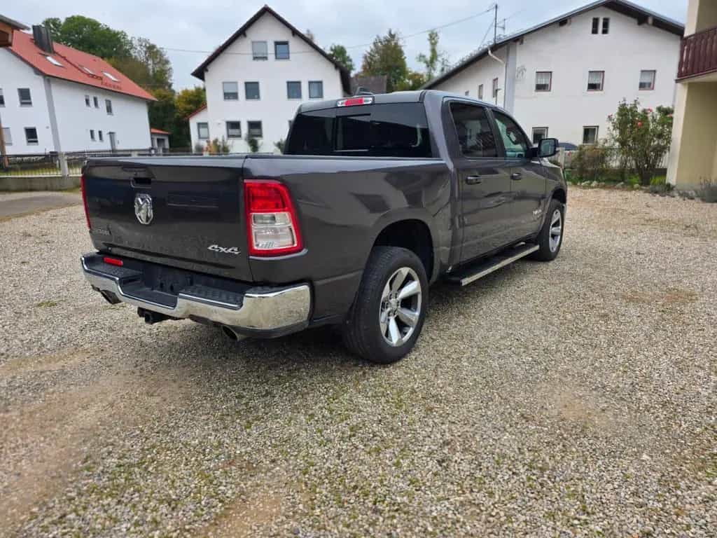 Dodge Ram 1500 LoneStar 45000km! 4X4 v8 Neu TÜV 07/2021-photo-24