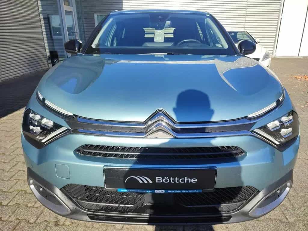 Citroën C4 Shine *HEAD-UP*NAVI*LEDER*KAMERA* 08/2023-photo-2