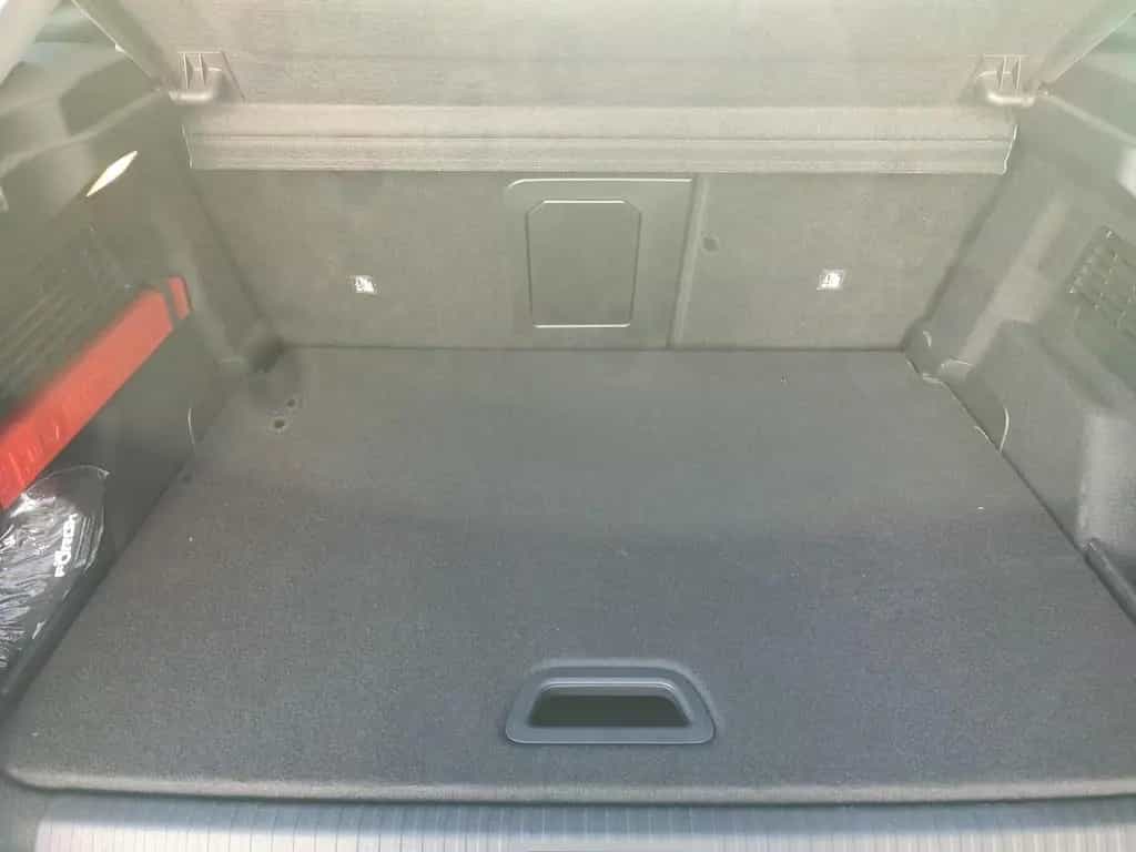 Citroën C4 Shine *HEAD-UP*NAVI*LEDER*KAMERA* 08/2023-photo-6