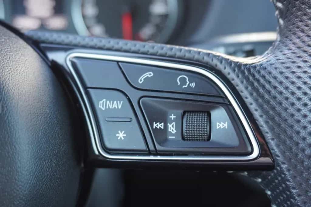 Audi Q2 2.0 TFSI Quattro S-Line LED Teilleder AHK PDC 07/2018-photo-17