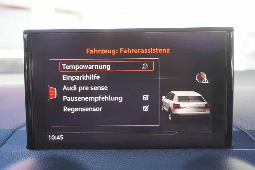 Audi Q2 2.0 TFSI Quattro S-Line LED Teilleder AHK PDC 07/2018-photo-23