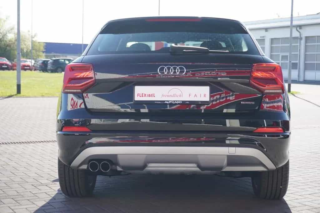 Audi Q2 2.0 TFSI Quattro S-Line LED Teilleder AHK PDC 07/2018-photo-3