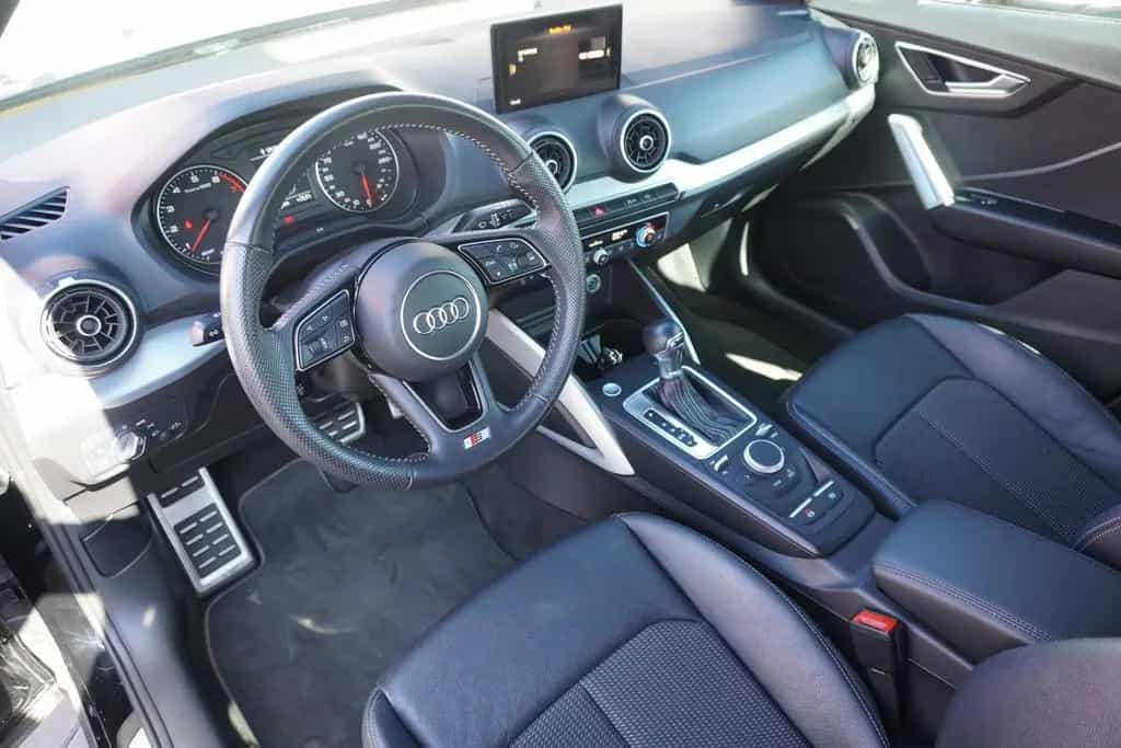 Audi Q2 2.0 TFSI Quattro S-Line LED Teilleder AHK PDC 07/2018-photo-7