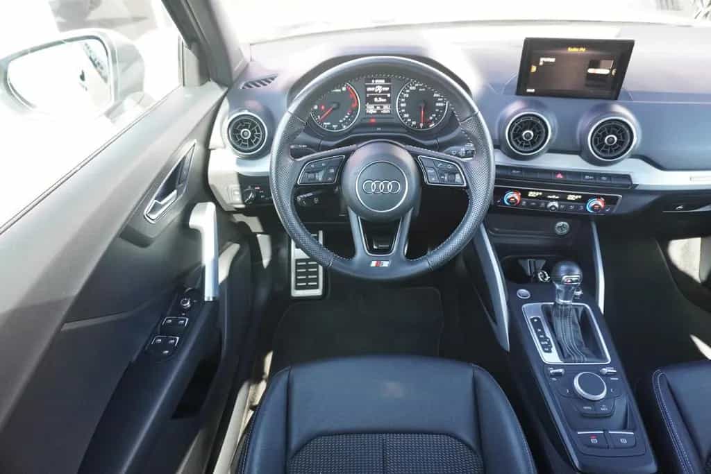 Audi Q2 2.0 TFSI Quattro S-Line LED Teilleder AHK PDC 07/2018-photo-9