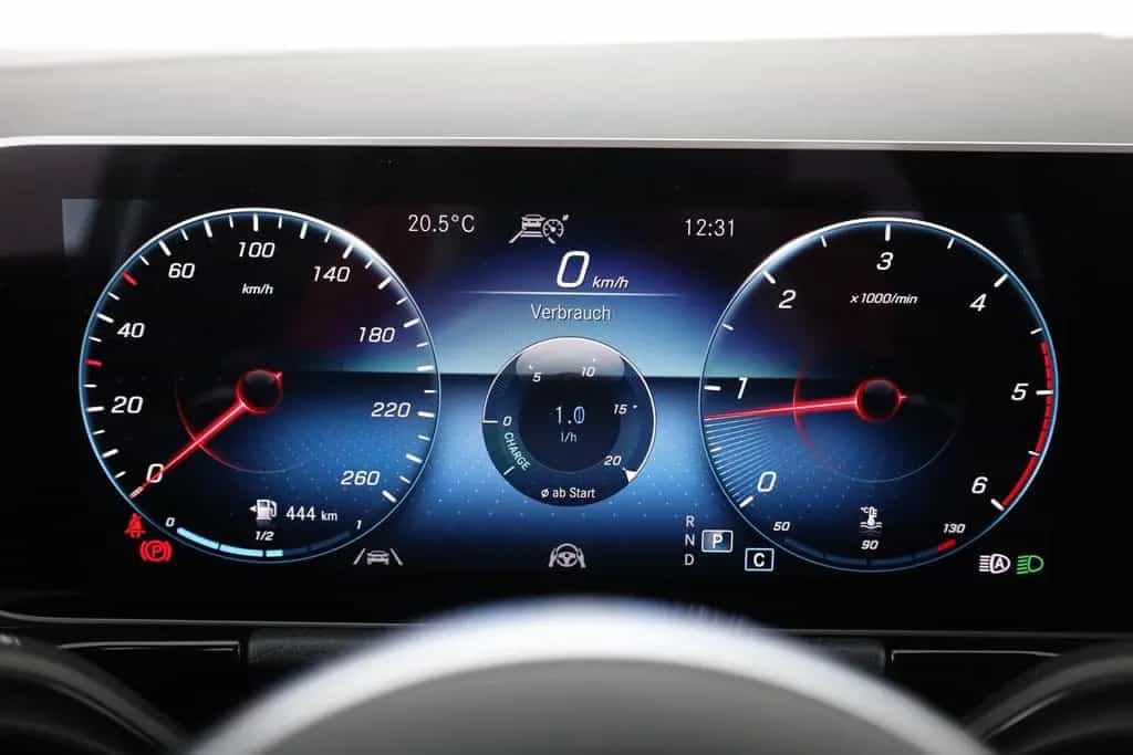 Mercedes-Benz B 220 B220 d AMG Line Navi ACC Burmester Panorama 360° 03/2019-photo-17