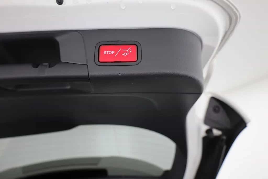 Mercedes-Benz B 220 B220 d AMG Line Navi ACC Burmester Panorama 360° 03/2019-photo-28