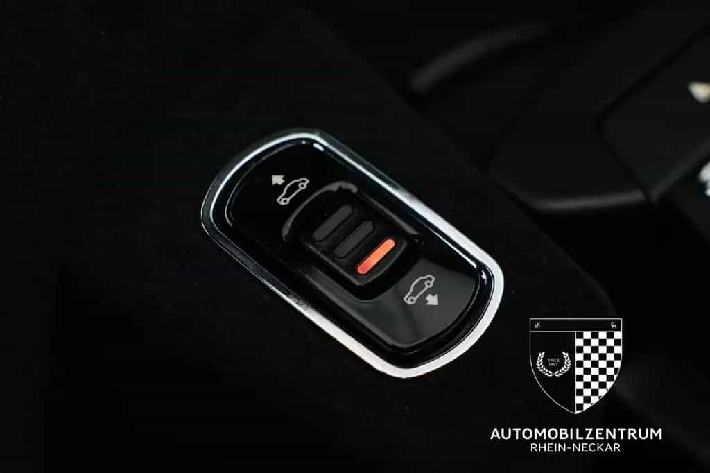 Rolls-Royce Dawn Black Badge Sportabgas/BespokeAudio/TopView 07/2018-photo-26