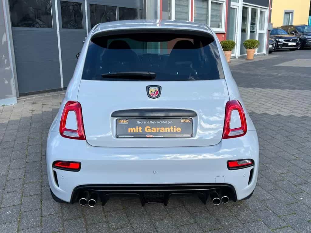 Abarth 695 1.4 T-Jet*SCHALENSITZE*ALCANTARA*CARPLAY* 09/2022-photo-4