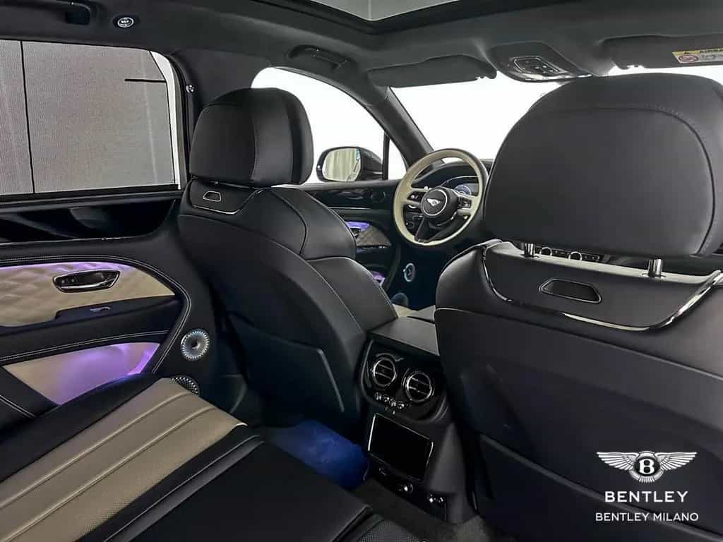 Bentley Bentayga 4.0 V8 Azure 25MY - BENTLEY MILANO 05/2025-photo-12
