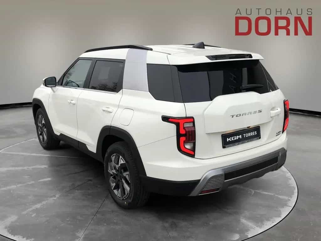 KGM Torres Nomad 1.5 Hybrid 2WD 01/2026-photo-1