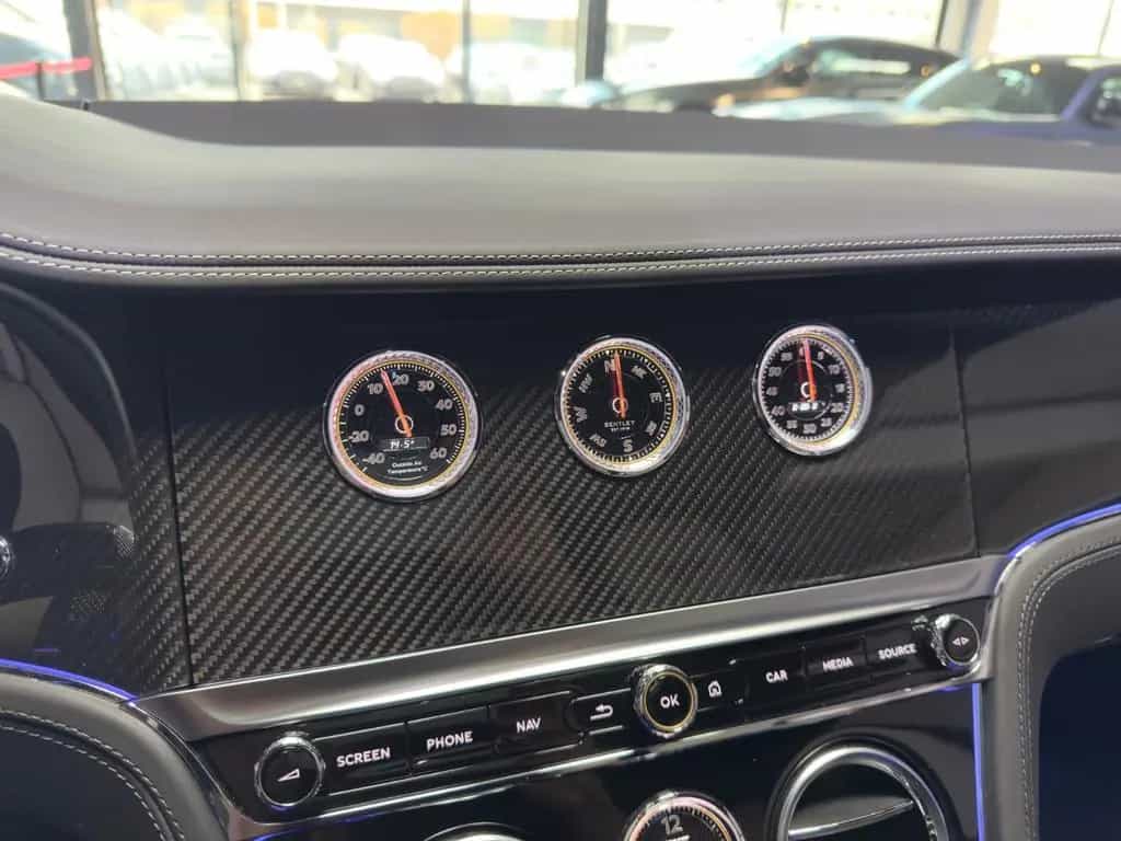 Bentley Continental GT MULLINER CARBON PANO NAIM 22" 05/2021-photo-17