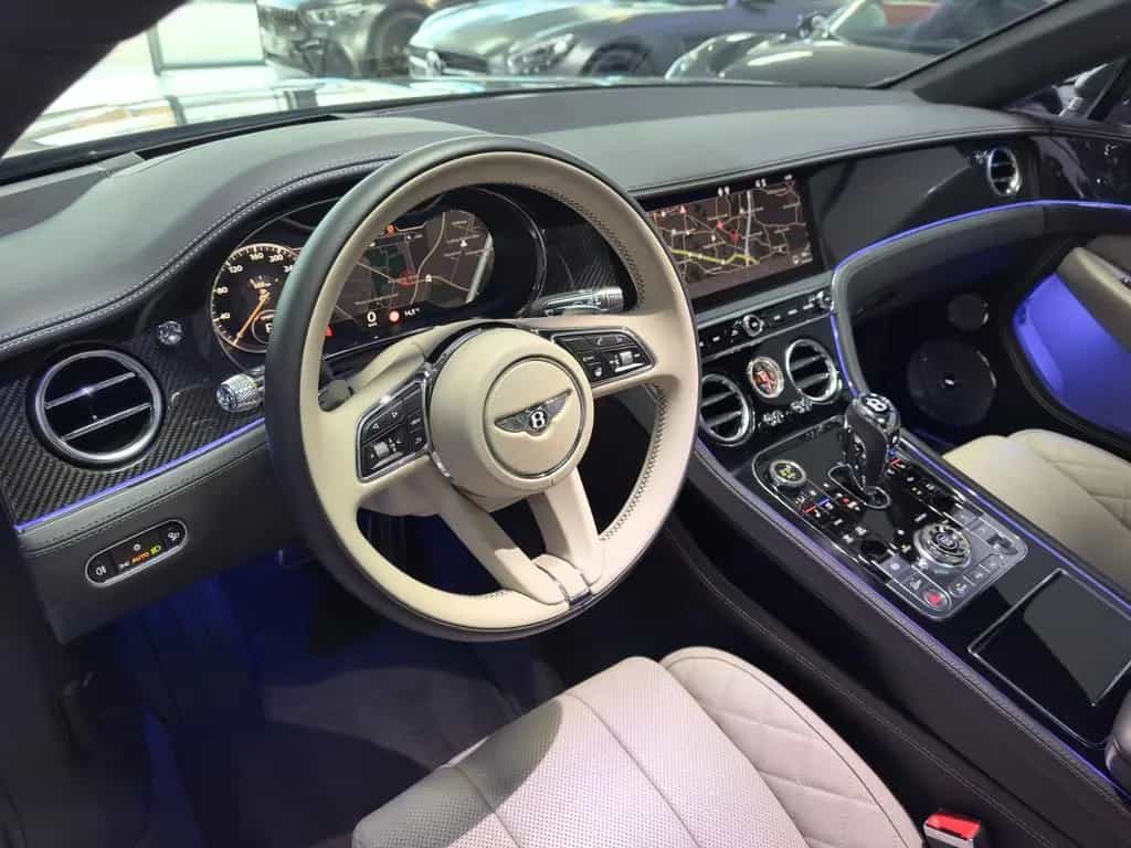 Bentley Continental GT MULLINER CARBON PANO NAIM 22" 05/2021-photo-3