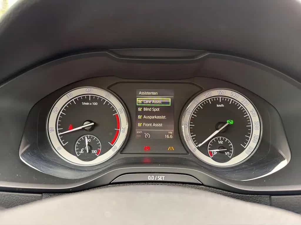 Skoda Karoq 1,5 TSI  Karoq Style 11/2018-photo-26