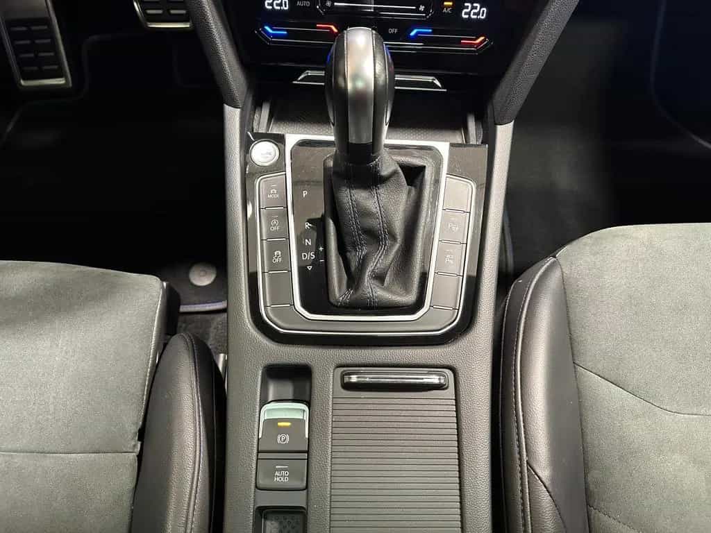 Volkswagen Arteon SB 2.0 TSI 4M DSG R PANO|AHK|20"|IQ.LIGHT 12/2021-photo-18