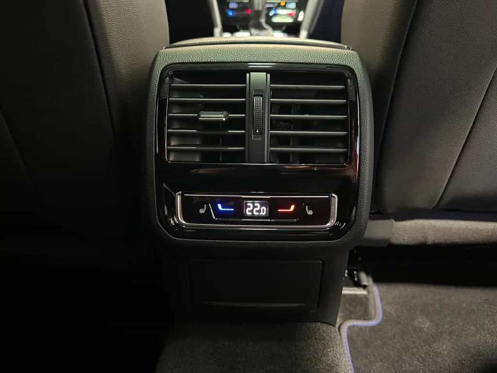 Volkswagen Arteon SB 2.0 TSI 4M DSG R PANO|AHK|20"|IQ.LIGHT 12/2021-photo-22