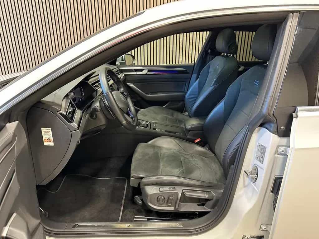 Volkswagen Arteon SB 2.0 TSI 4M DSG R PANO|AHK|20"|IQ.LIGHT 12/2021-photo-4