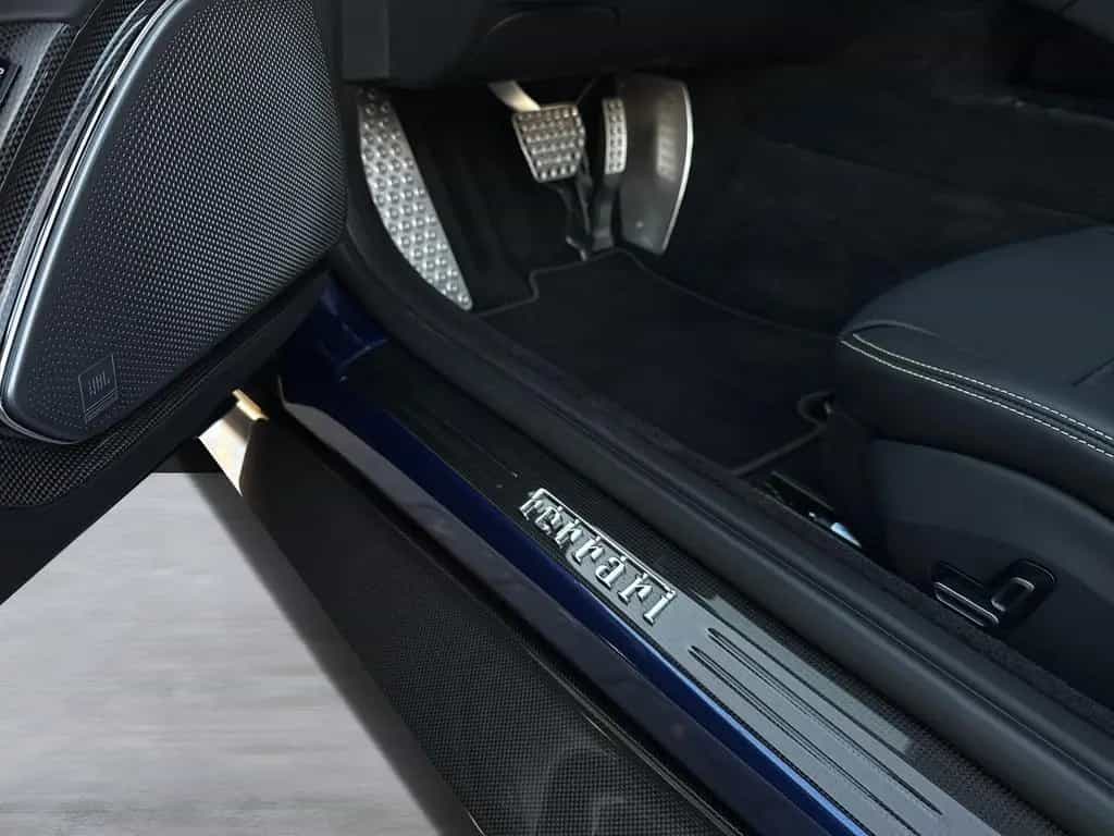 Ferrari Roma *Embleme*Navi*Kamera*JBL-HiFi* 01/2024-photo-23