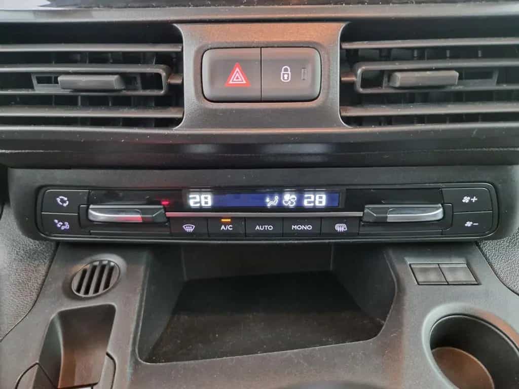 Opel Combo Cargo Edition 1.5 Diesel Kombi 05/2021-photo-13