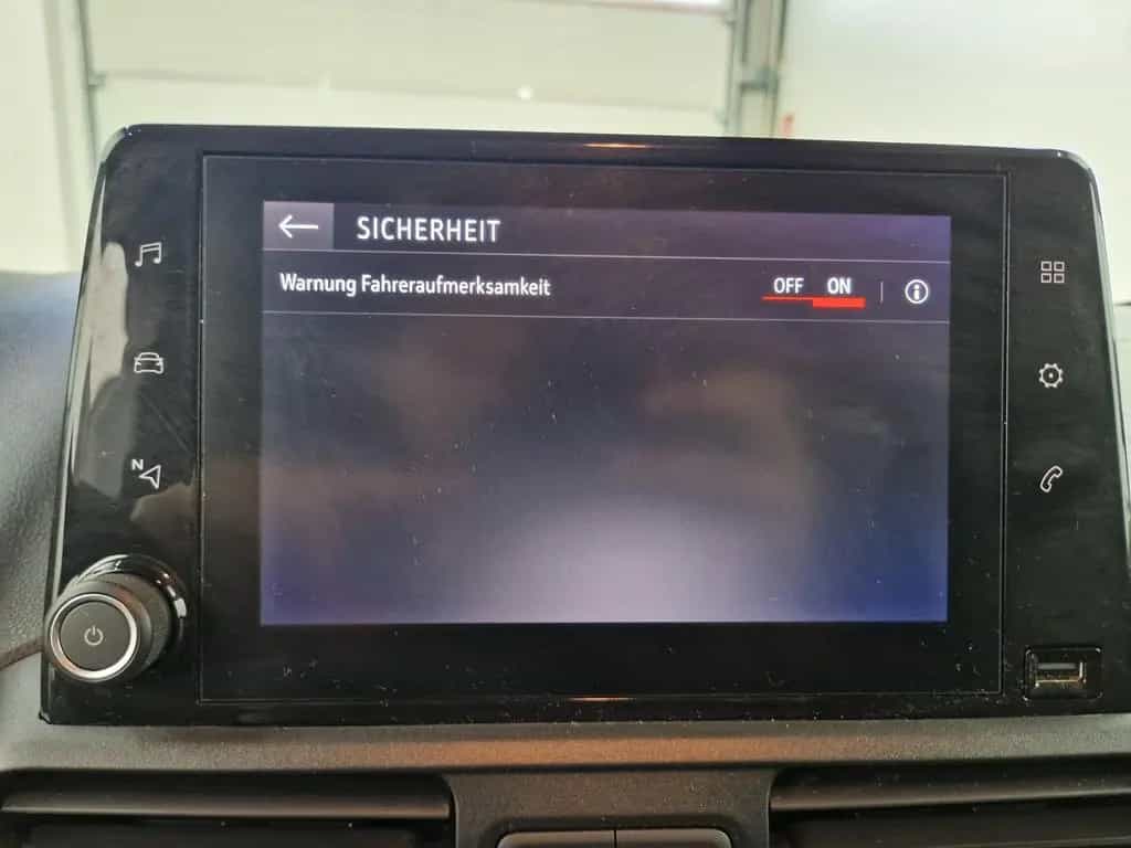 Opel Combo Cargo Edition 1.5 Diesel Kombi 05/2021-photo-19
