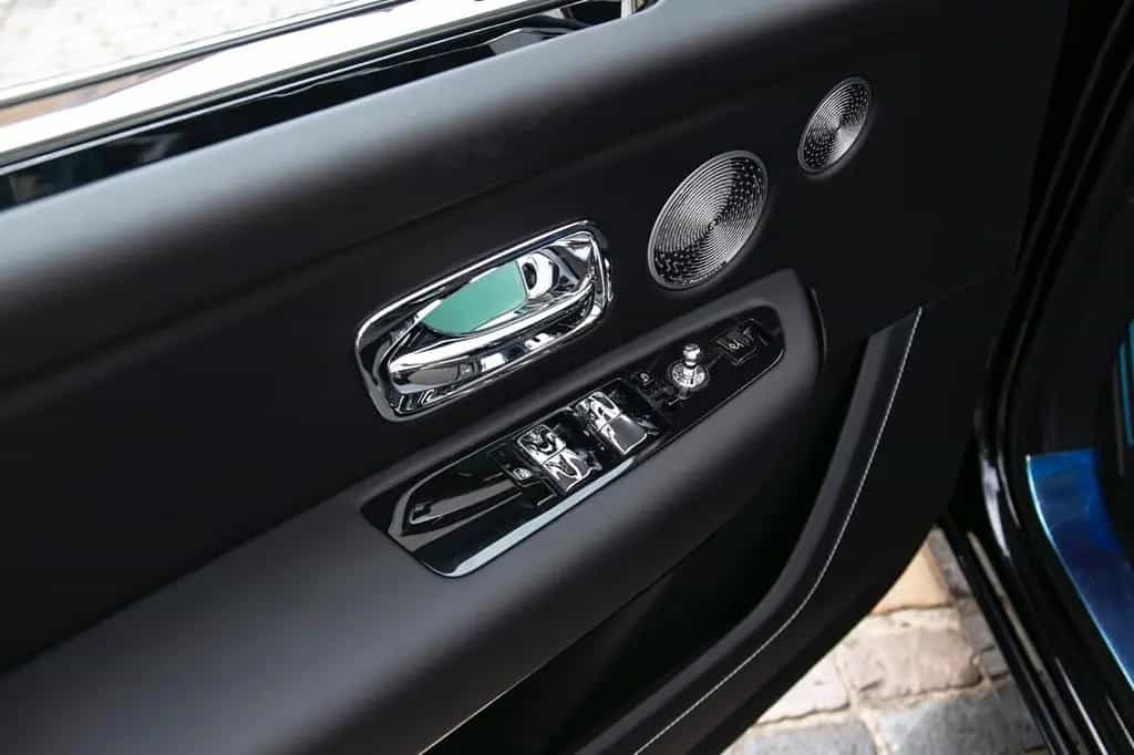 Rolls-Royce Cullinan - BLACK BADGE TRIM 10/2025-photo-14