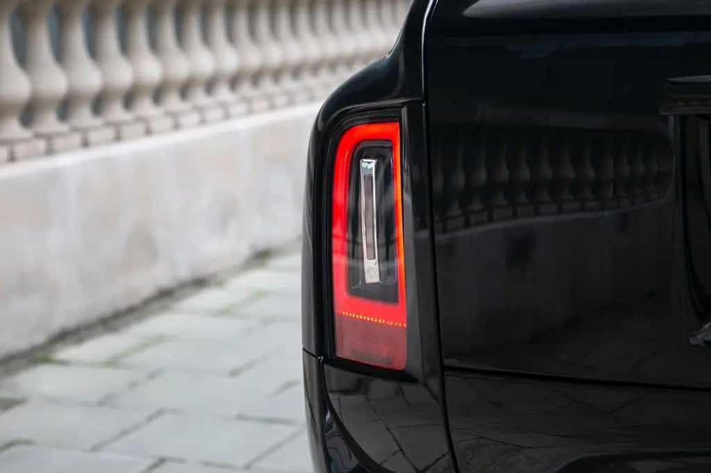 Rolls-Royce Cullinan - BLACK BADGE TRIM 01/2026-photo-9