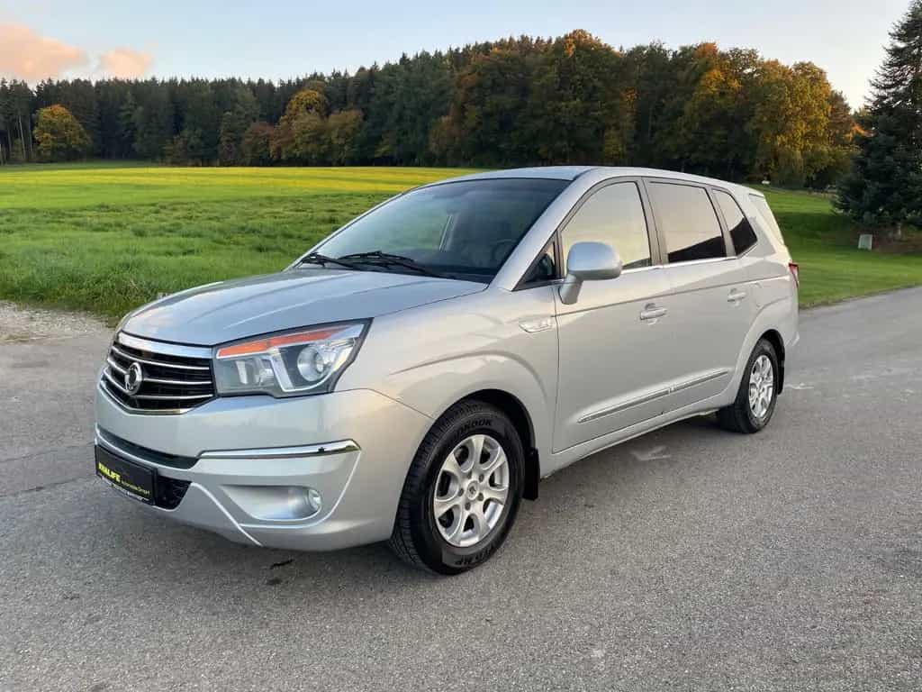 Ssangyong Rodius 2.2 Diesel e-XDi 220 Crystal Plus 2WD 11/2016-photo-0