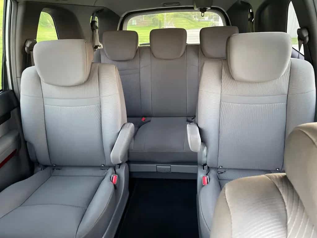 Ssangyong Rodius 2.2 Diesel e-XDi 220 Crystal Plus 2WD 11/2016-photo-11