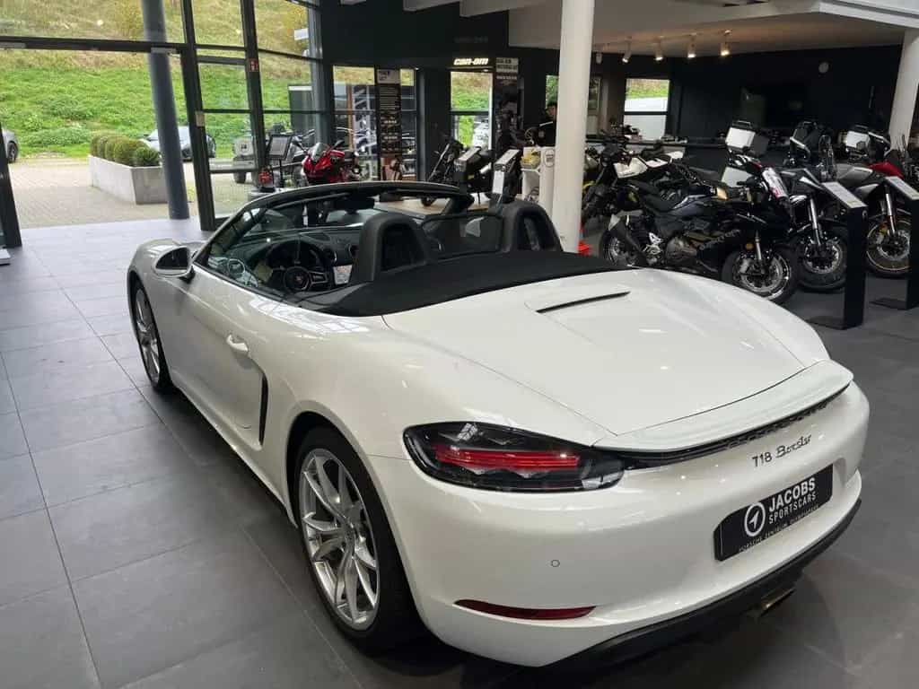 Porsche 718 Boxster - Cabrio - 2.0L 12/2016-photo-14