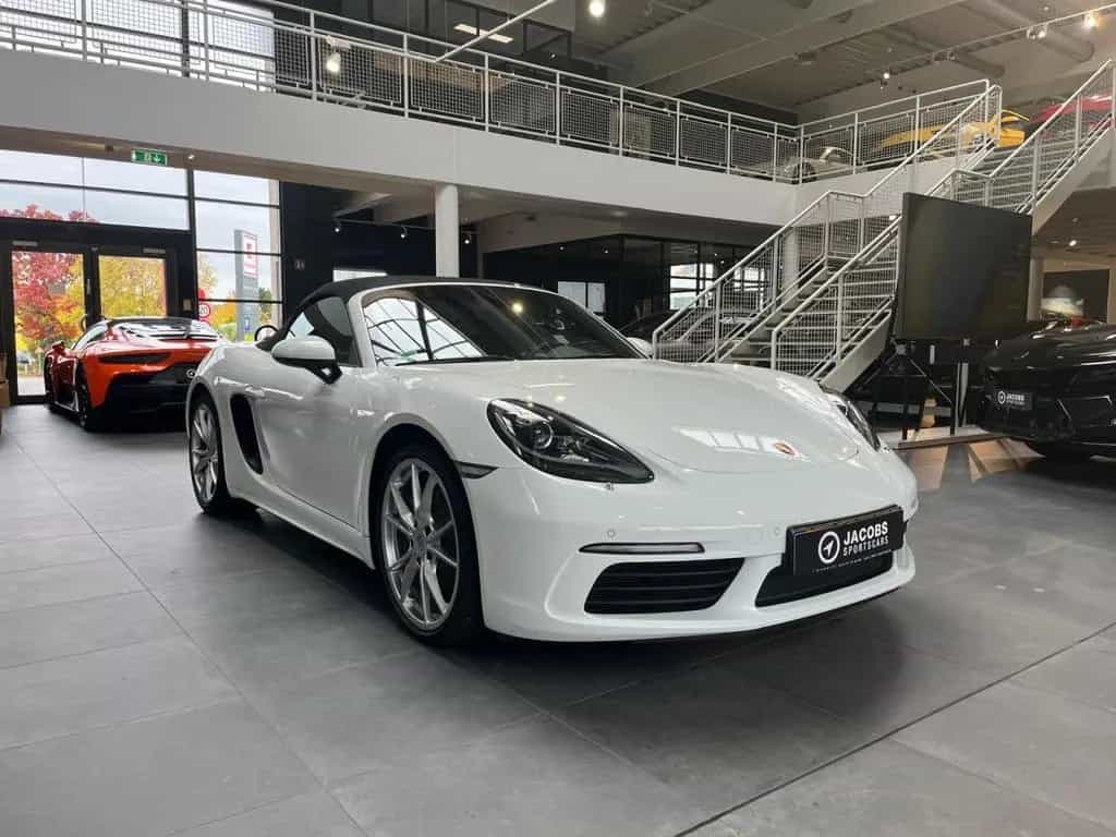 Porsche 718 Boxster - Cabrio - 2.0L 12/2016-photo-2