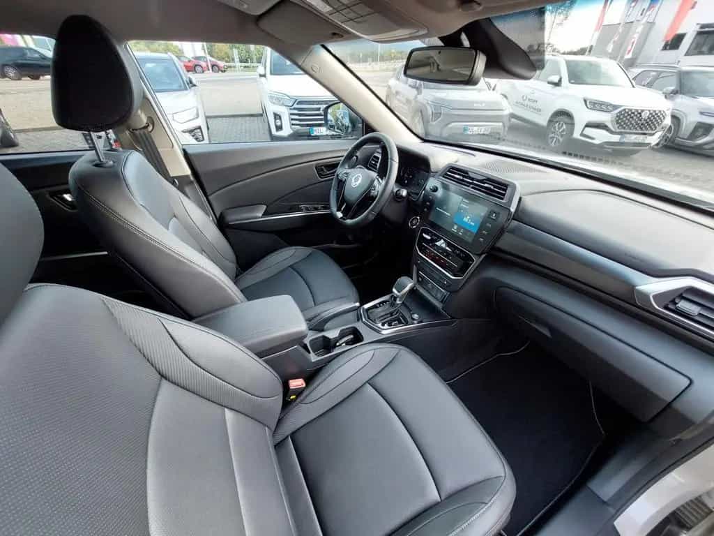 KGM Tivoli 1.5 T-GDI 2WD Automatik Lux null-photo-5