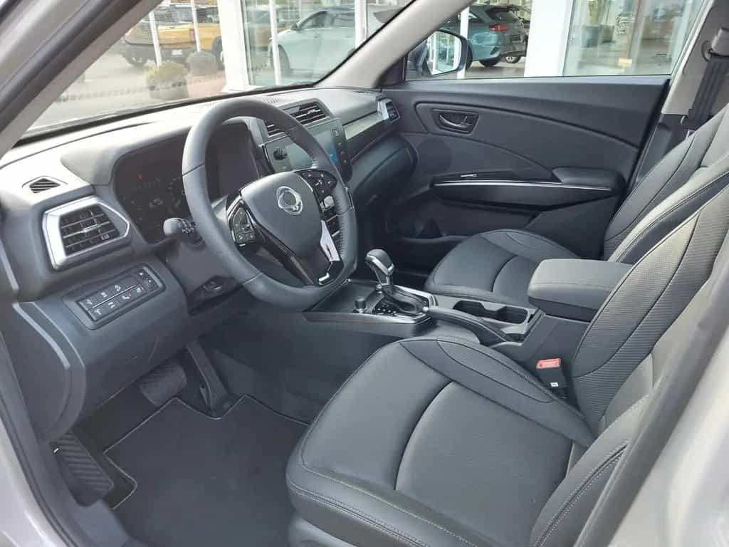 KGM Tivoli 1.5 T-GDI 2WD Automatik Lux null-photo-6