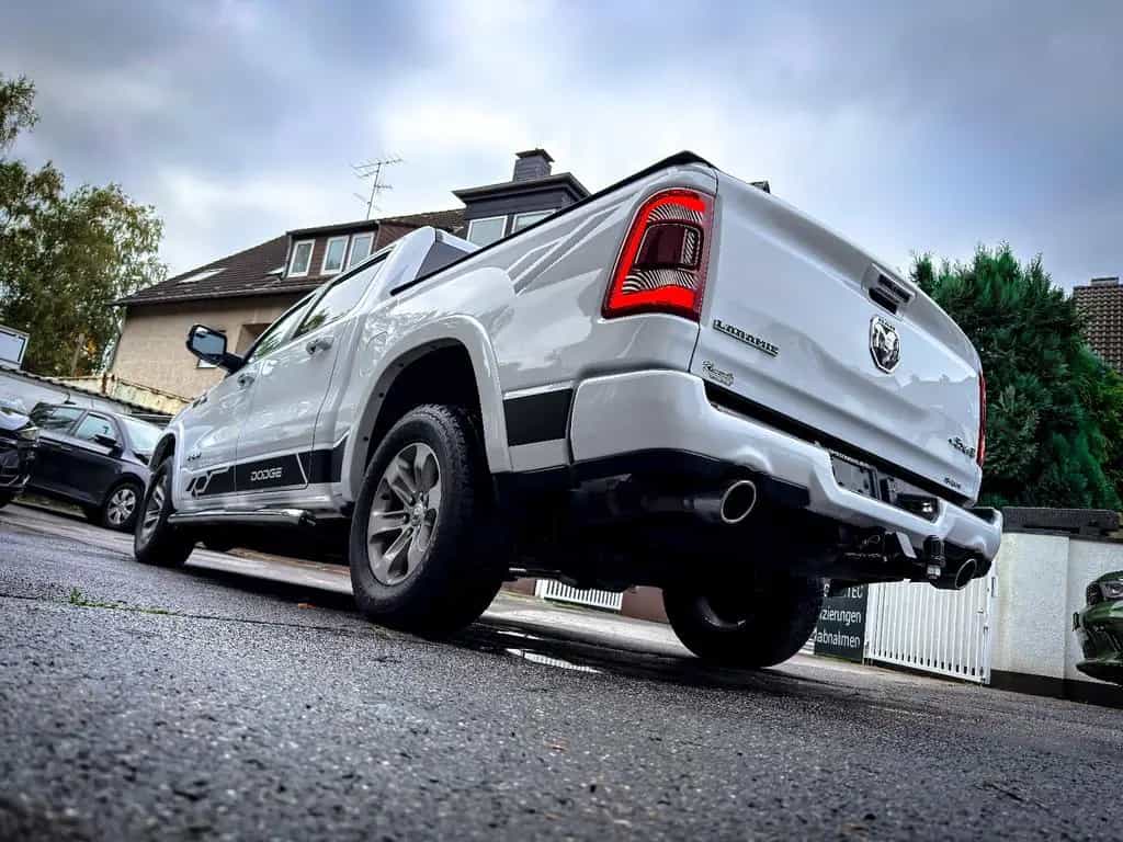 Dodge RAM 5.7 4x4*LARAMIE*LED*ALPINE*AHK*GARANTIE 12/2022-photo-10