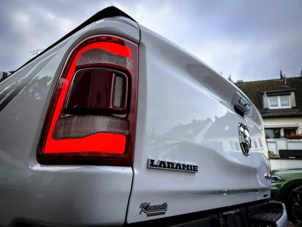 Dodge RAM 5.7 4x4*LARAMIE*LED*ALPINE*AHK*GARANTIE 12/2022-photo-14