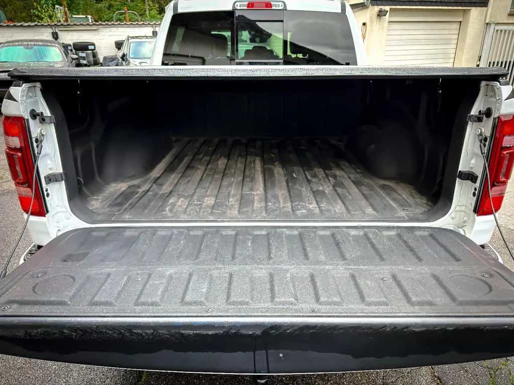 Dodge RAM 5.7 4x4*LARAMIE*LED*ALPINE*AHK*GARANTIE 12/2022-photo-16