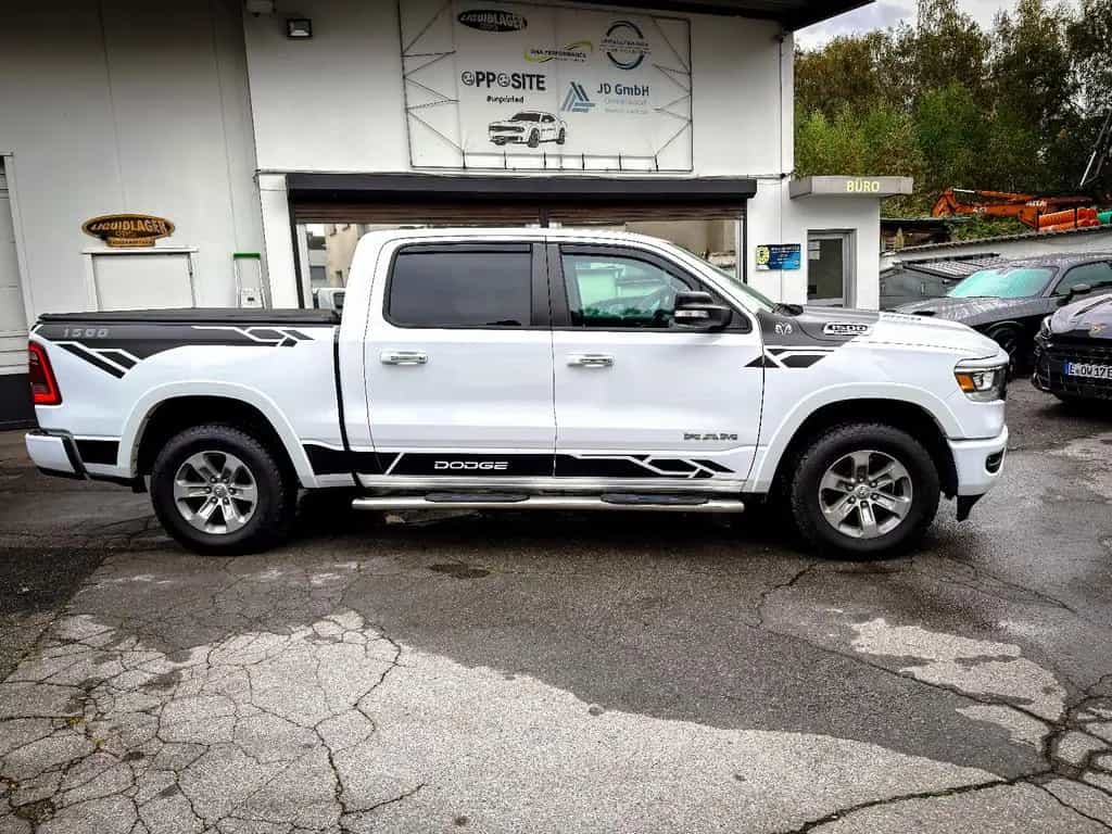 Dodge RAM 5.7 4x4*LARAMIE*LED*ALPINE*AHK*GARANTIE 12/2022-photo-3