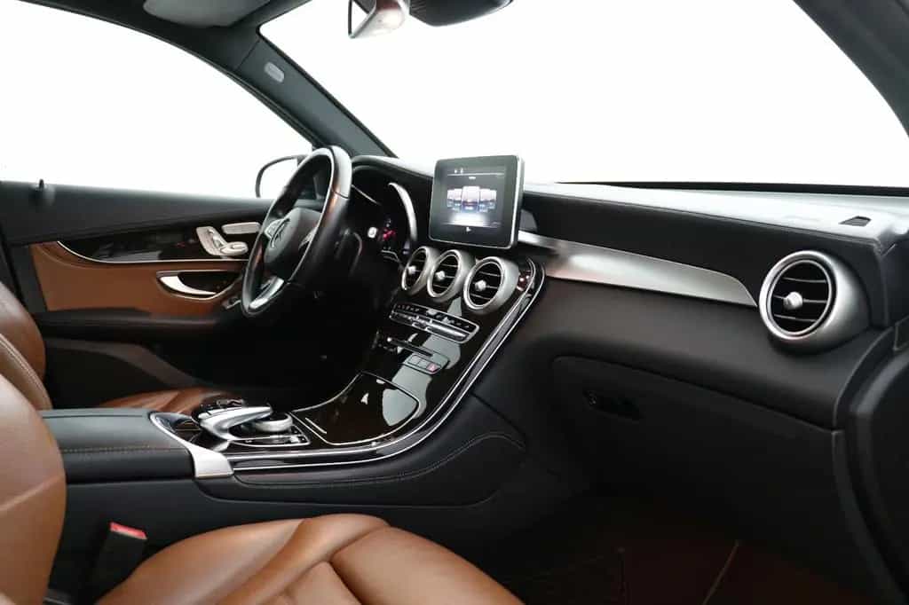 Mercedes-Benz GLC-Class 250 4Matic*NAVI*AMG*Sitzhz.* 06/2017-photo-14