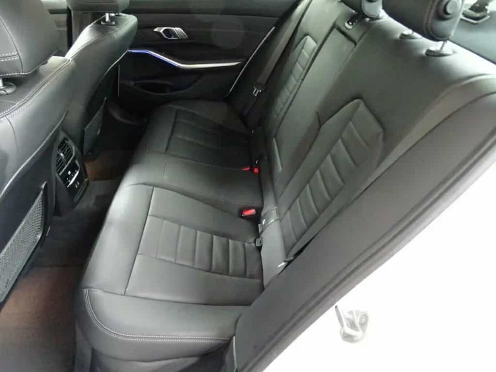 BMW 320 D LuxuryLine,xDrive SAG,Leder,AHK,ACC 01/2021-photo-15