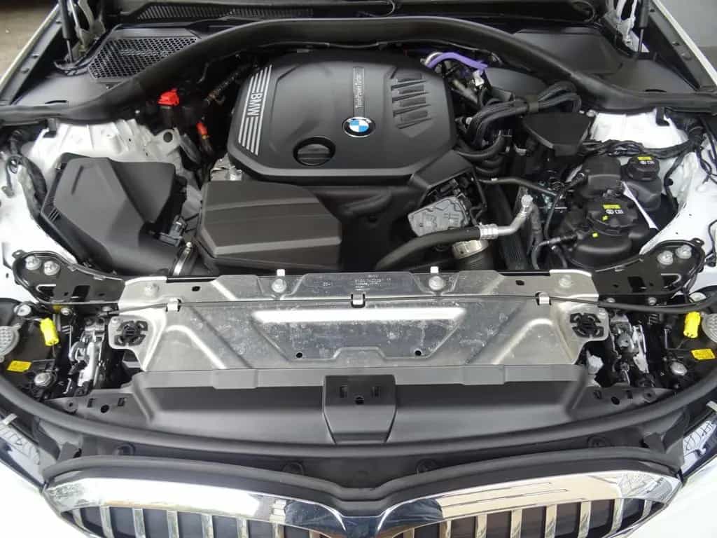 BMW 320 D LuxuryLine,xDrive SAG,Leder,AHK,ACC 01/2021-photo-20