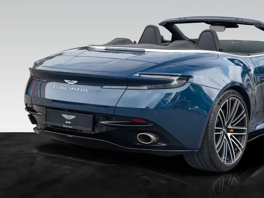 Aston Martin DB12 Volante | Q-SeychellesBlue | Bowers&Wilkins 01/2025-photo-11